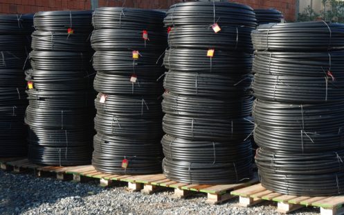 From source to plant, all necessary piping systems and equipment were designed, produced and delivered within a month